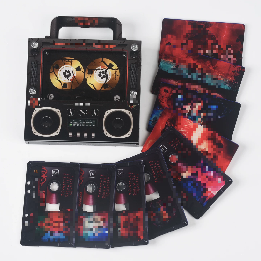 📻 Retro Magnetic Card Music Player