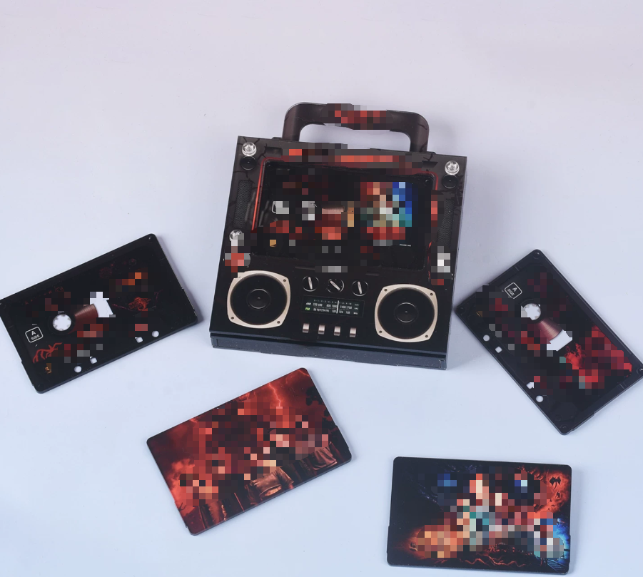 📻 Retro Magnetic Card Music Player